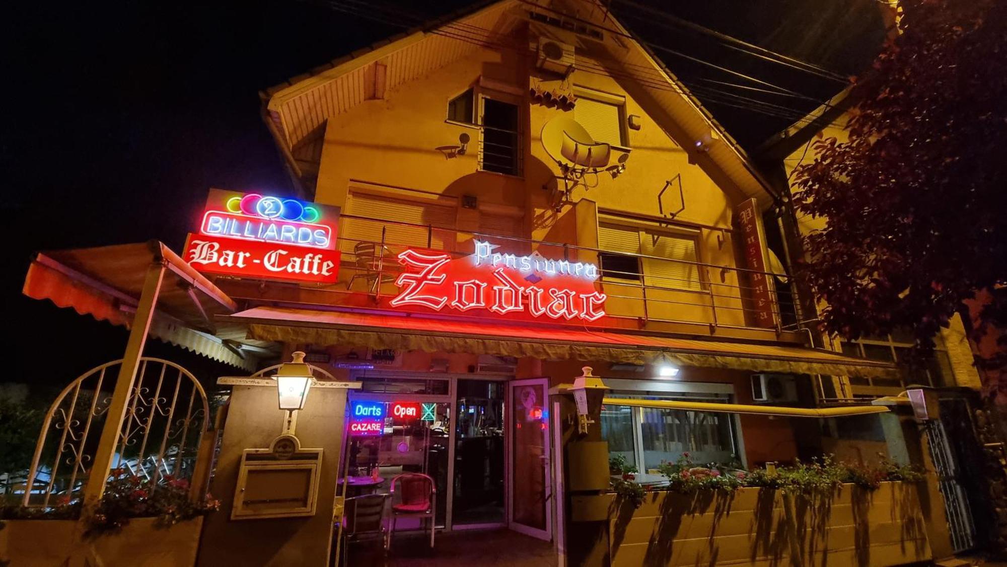 Pensiunea Zodiac Timişoara Extérieur photo